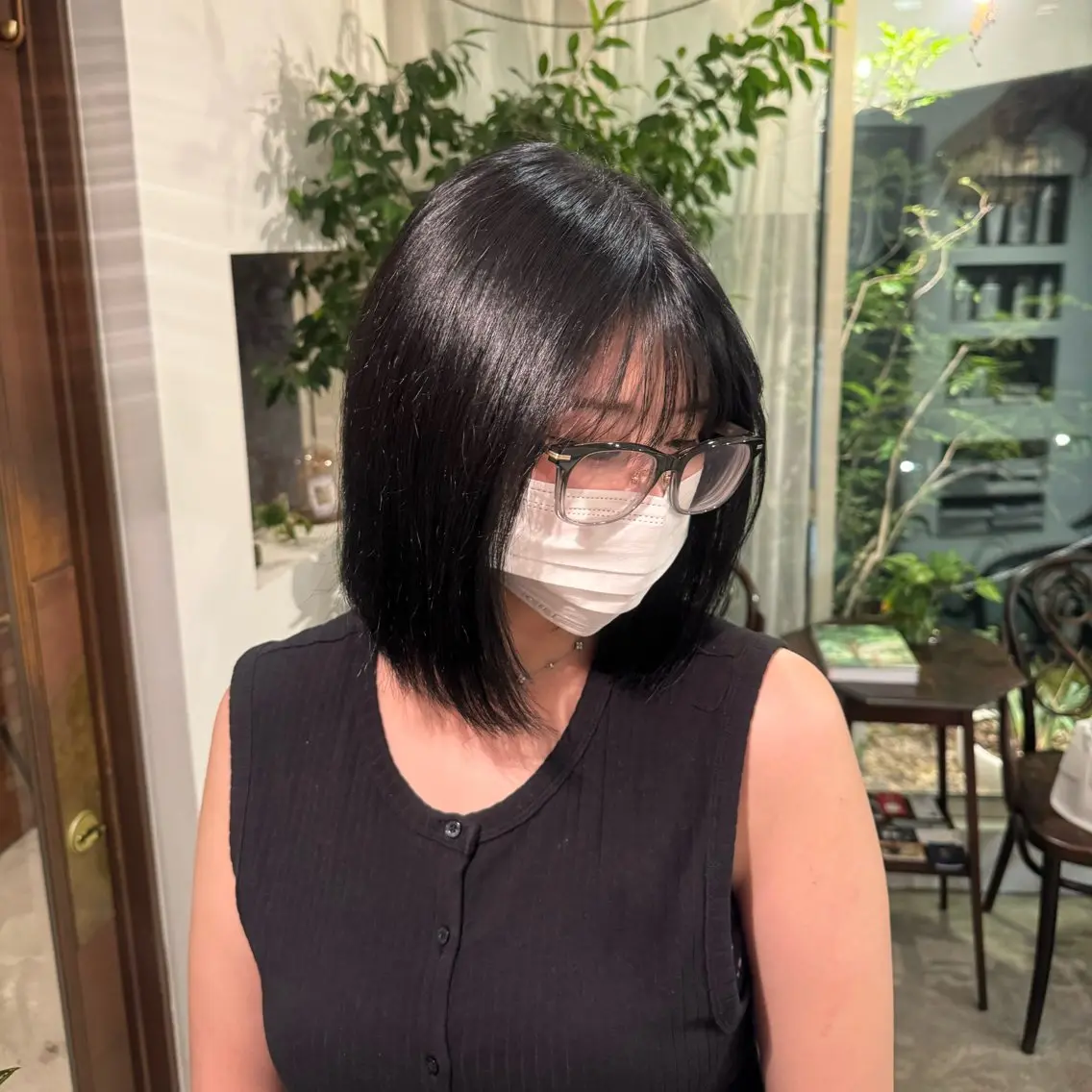 ミディアム 小林 稚乃のヘアスタイル
