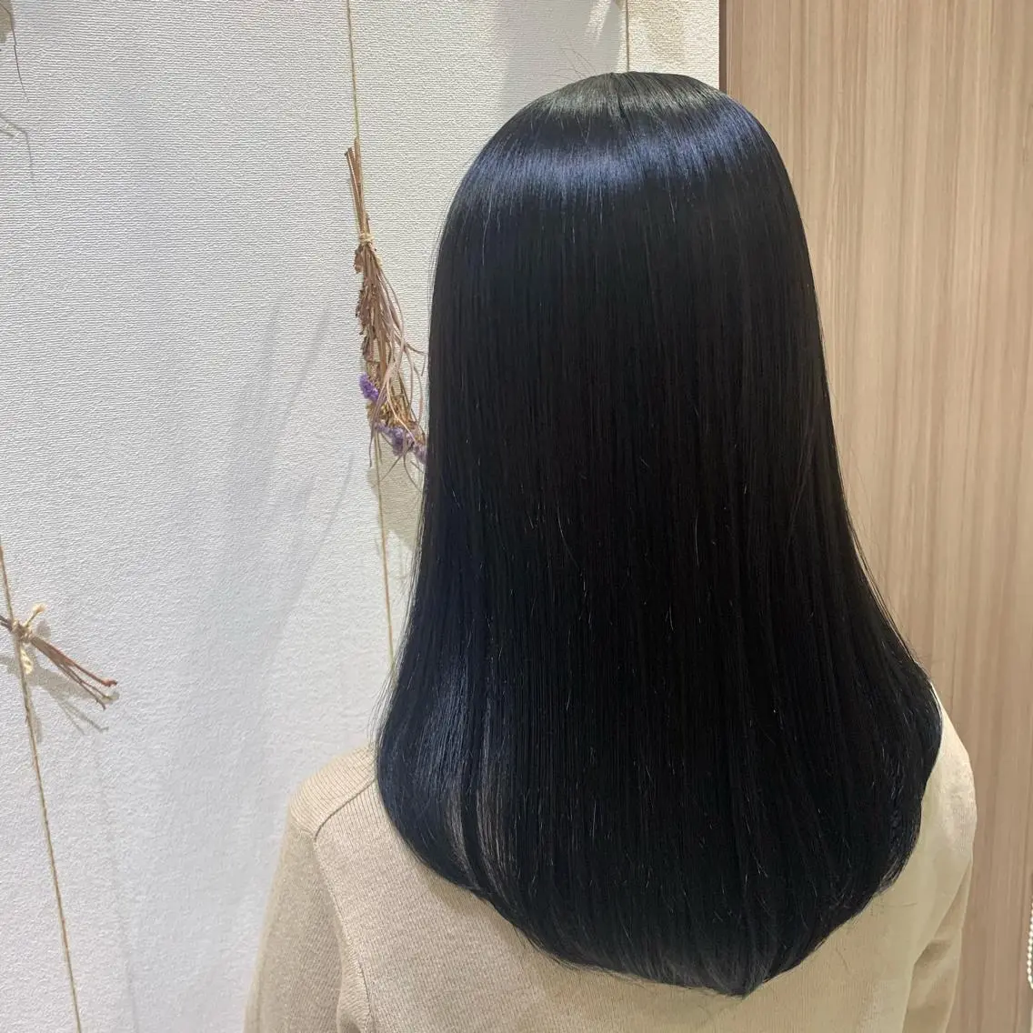 セミロング 縮毛矯正 小白井 由美のヘアスタイル