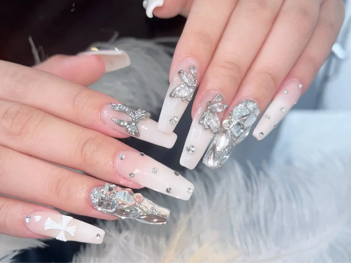 ネイル Glow Nail スカルプ専門店のネイルデザイン