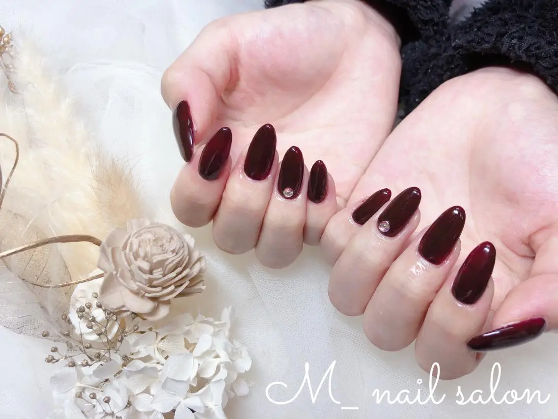 ネイル ワンカラーネイル M_ nail salonのネイルデザイン