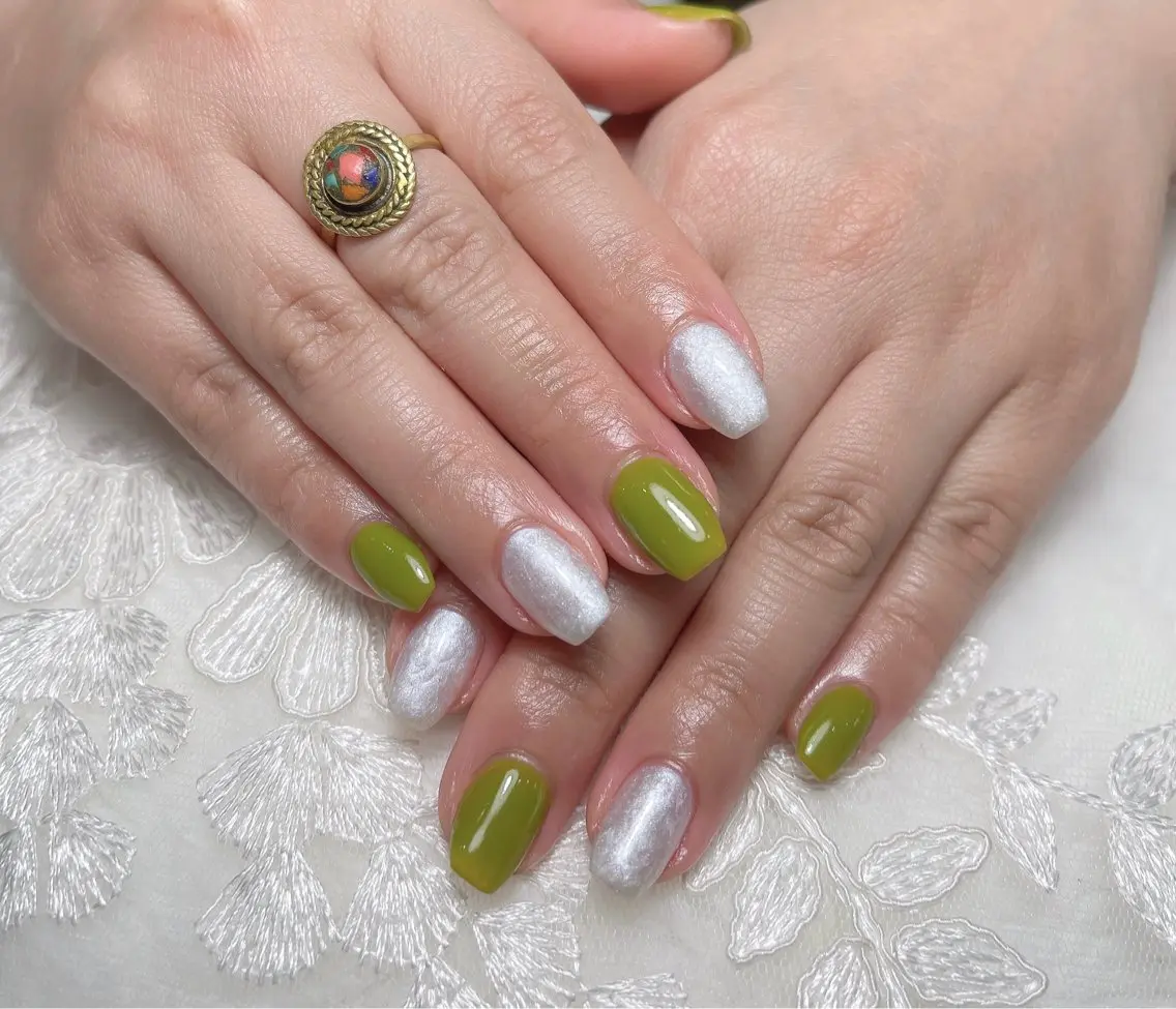 ネイル AURA NAIL 🌟鶴見店のネイルデザイン
