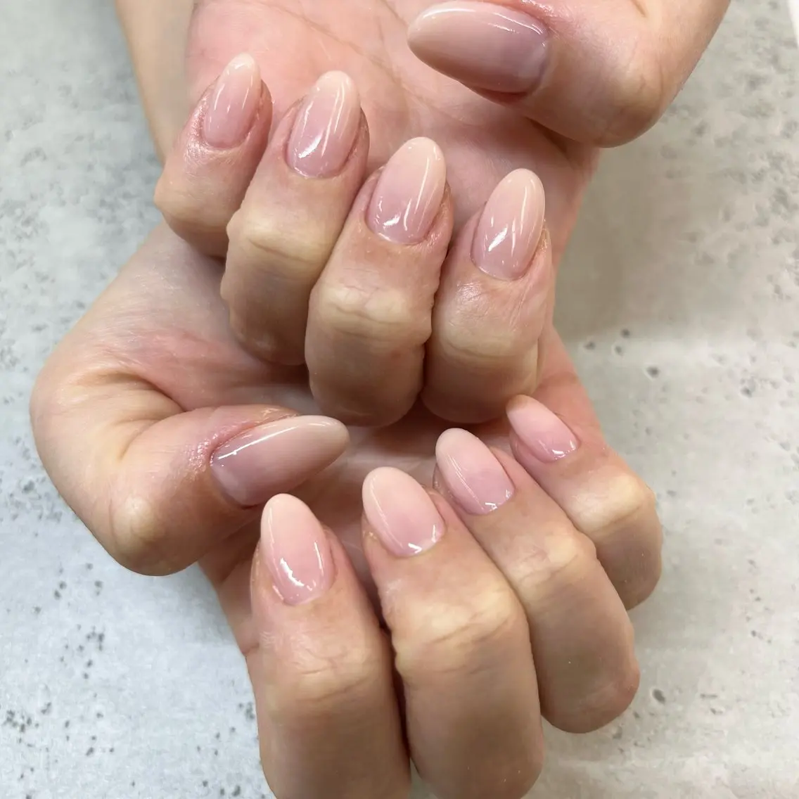ネイル グラデーション MAXKELLY リンカ🐻‍❄️のネイルデザイン
