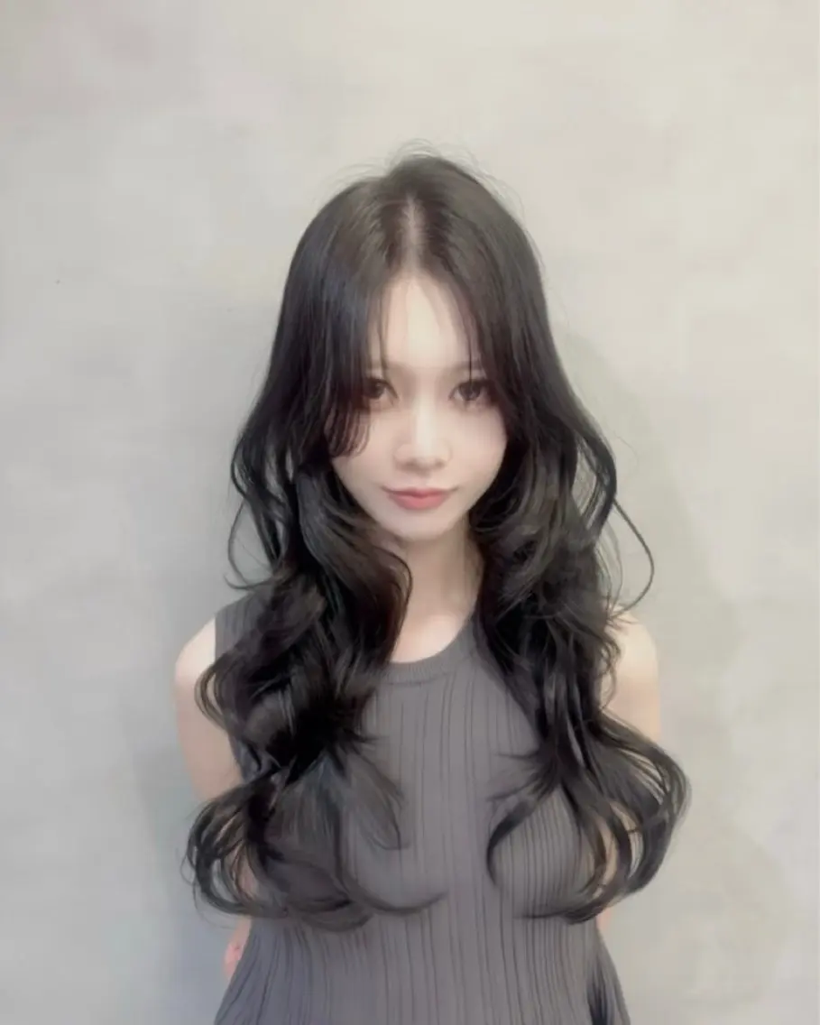 ロング カラー 宮本 優のヘアスタイル
