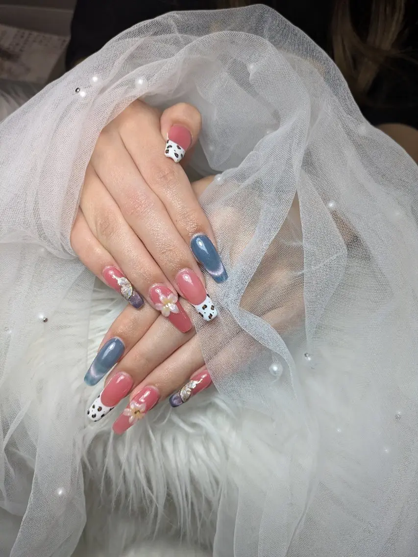 ネイル Queen Nail 研修生のネイルデザイン