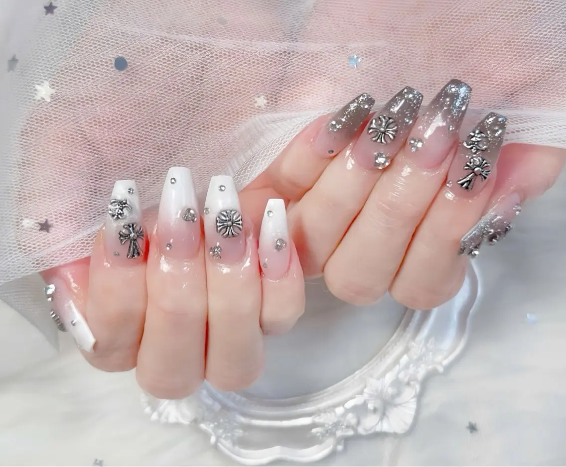 ネイル ハンドネイル THANHTHANH NAILのネイルデザイン