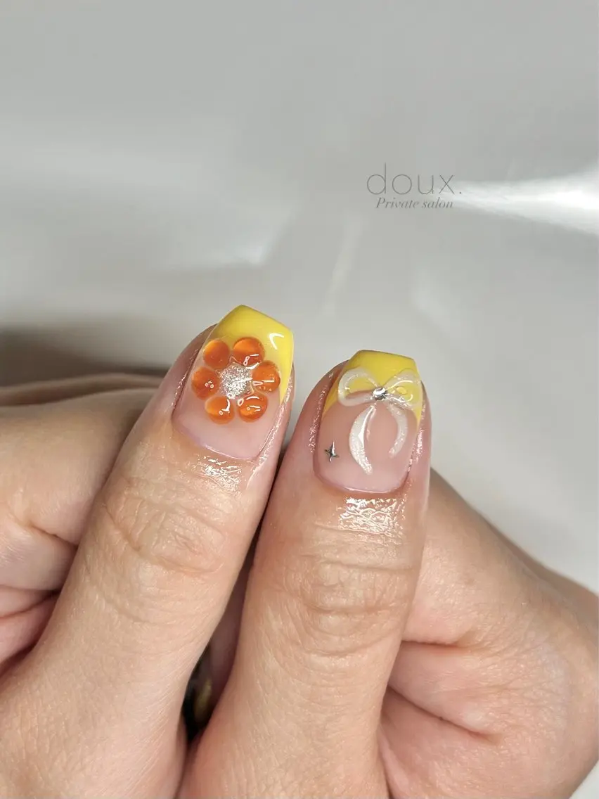 ネイル フラワーネイル フレンチネイル 韓国ネイル ニュアンスネイル ぷっくりネイル doux. nailのネイルデザイン