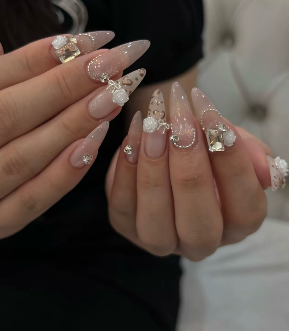 ネイル ハンドネイル NiJi Nailsのネイルデザイン