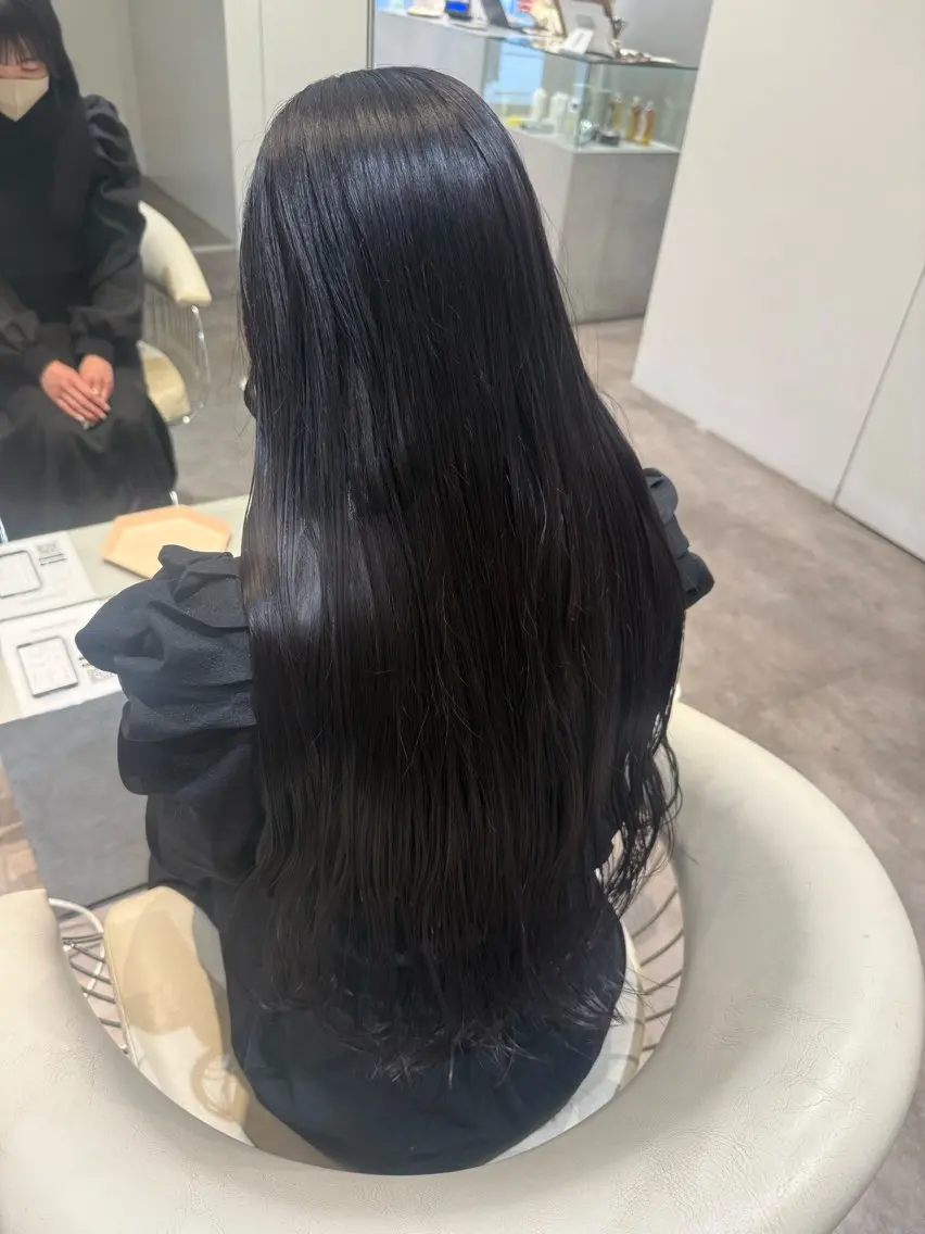ロング カラー 黒髪 ブルーカラー ブルーブラック 透明感カラー 学生 カット ヘアカラー トリートメント 💎透明感カラー特化 💎TAISEIのヘアスタイル