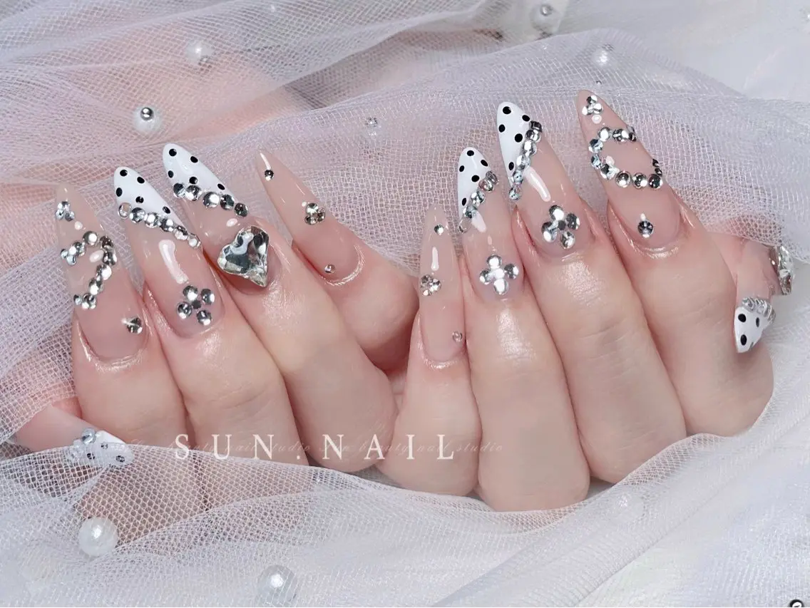 ネイル ハンドネイル ハンドケア SUN nail上本町のネイルデザイン