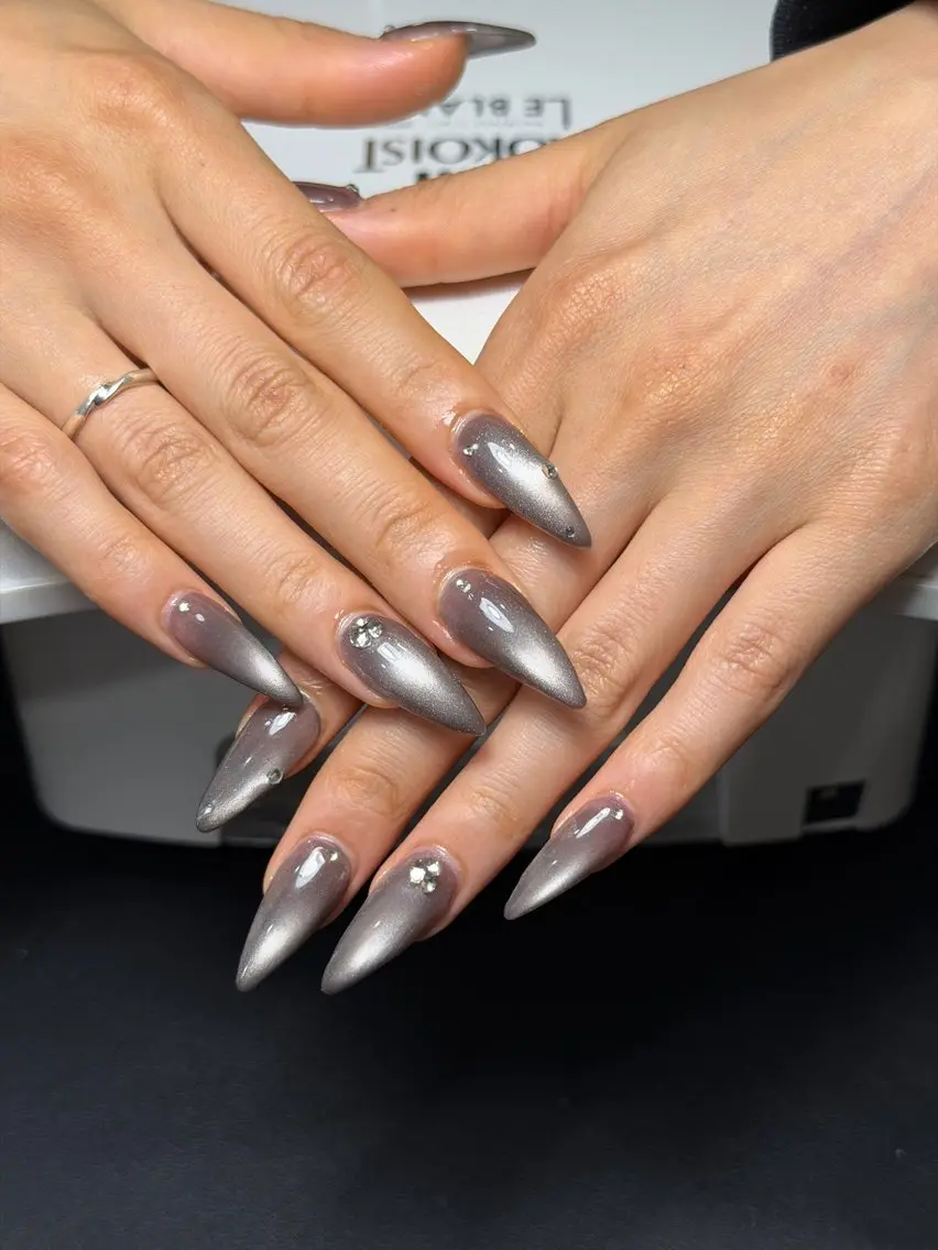 ネイル moni nailのネイルデザイン