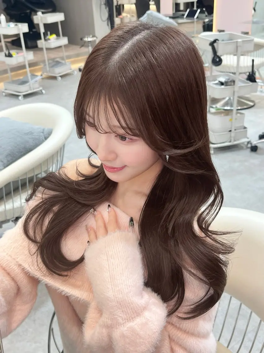 ロング カラー 大宮レイヤーカット ハッシュ　柏崎颯刀のヘアスタイル