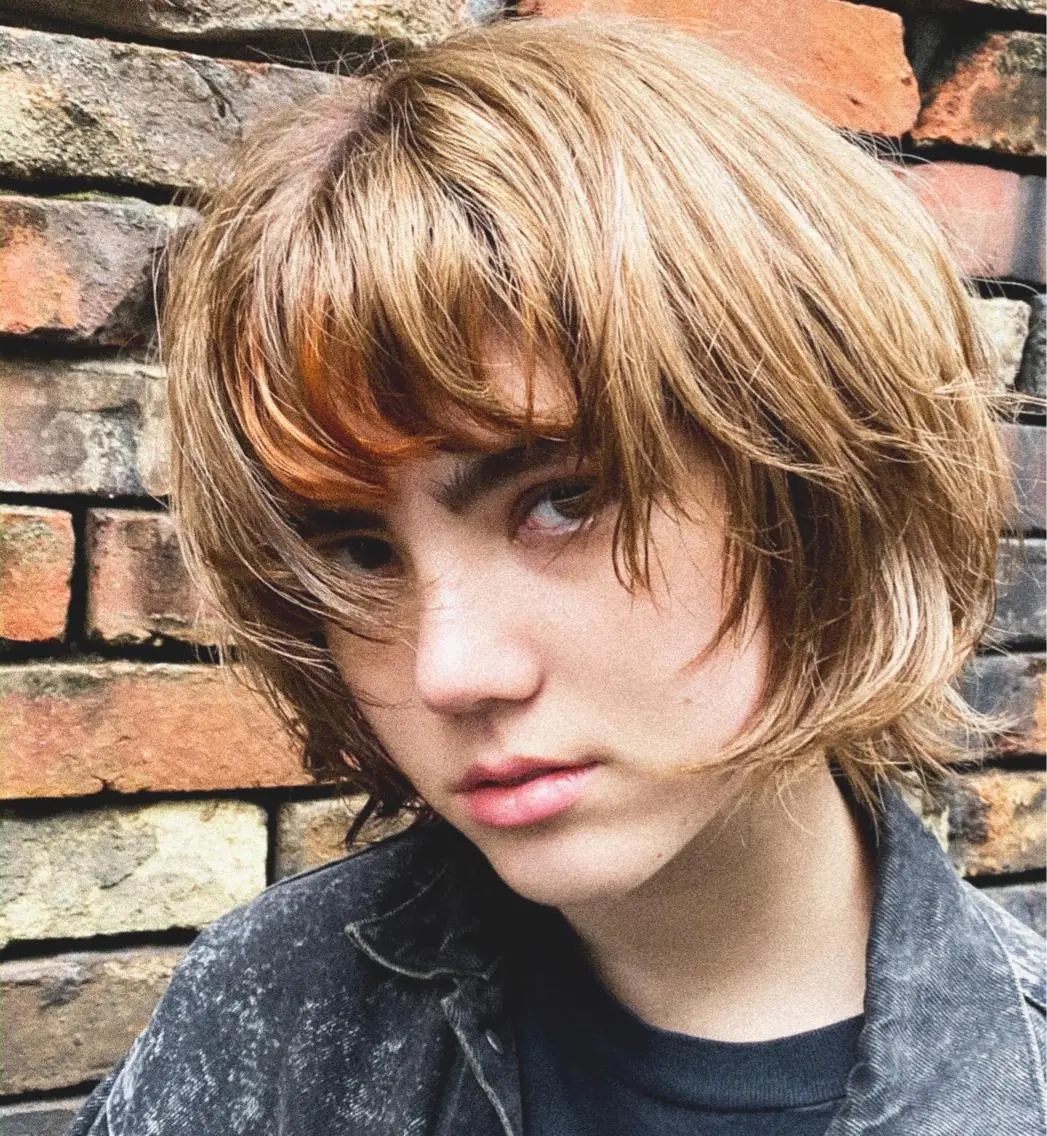 ショート カラー ベージュカラー ブリーチ ボブ レイヤーカット ウルフカット ⭐️ショートの匠⭐️ Say.岩井のヘアスタイル