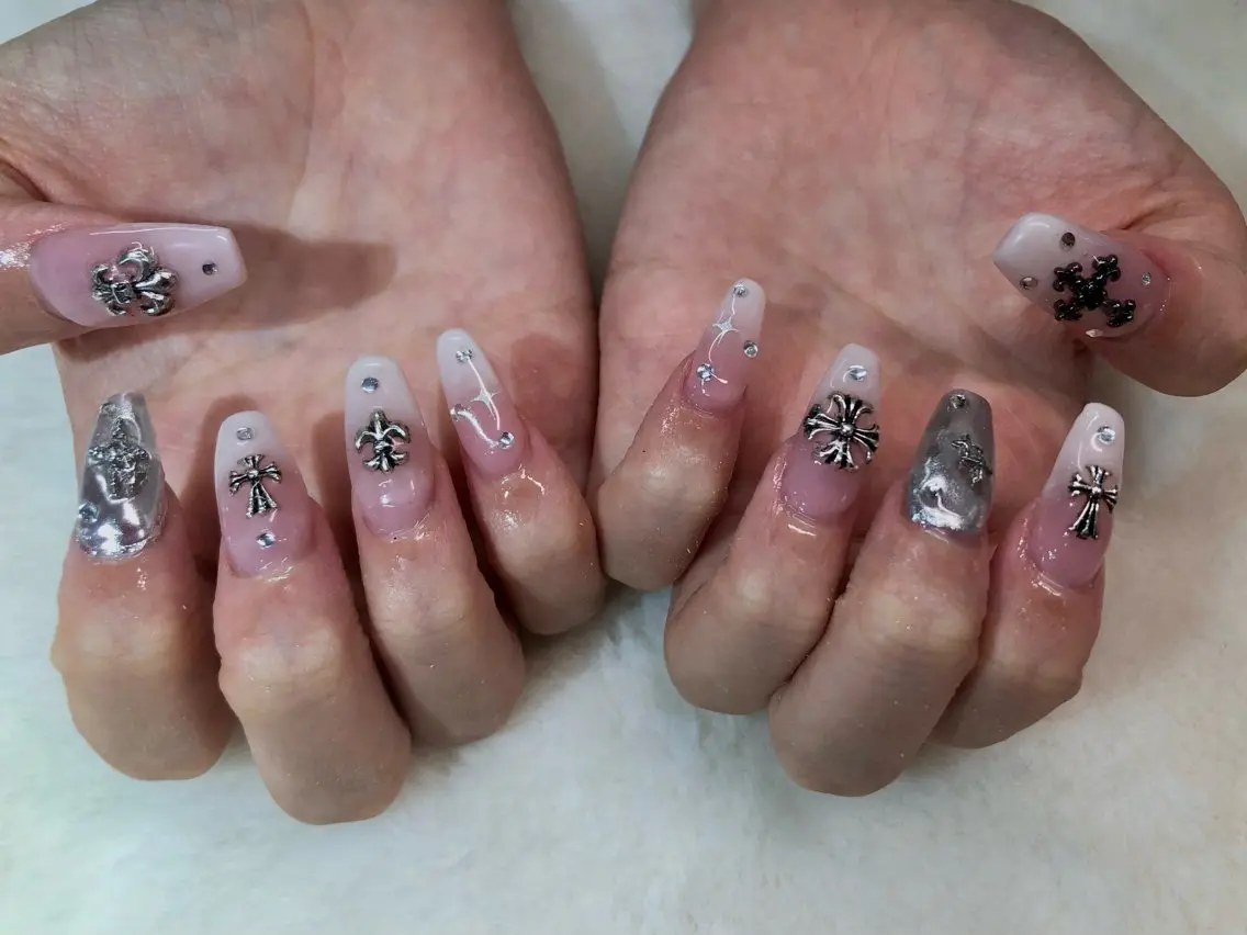 ネイル ワンホンネイル ハンドネイル ハンドケア Epokku ネイルサロンのネイルデザイン