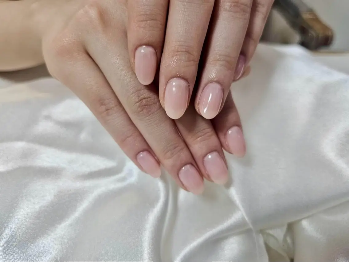 ネイル オーロラネイル フットネイル フレンチネイル ジェルネイル ハート ハンドネイル mogunail &blowのネイルデザイン