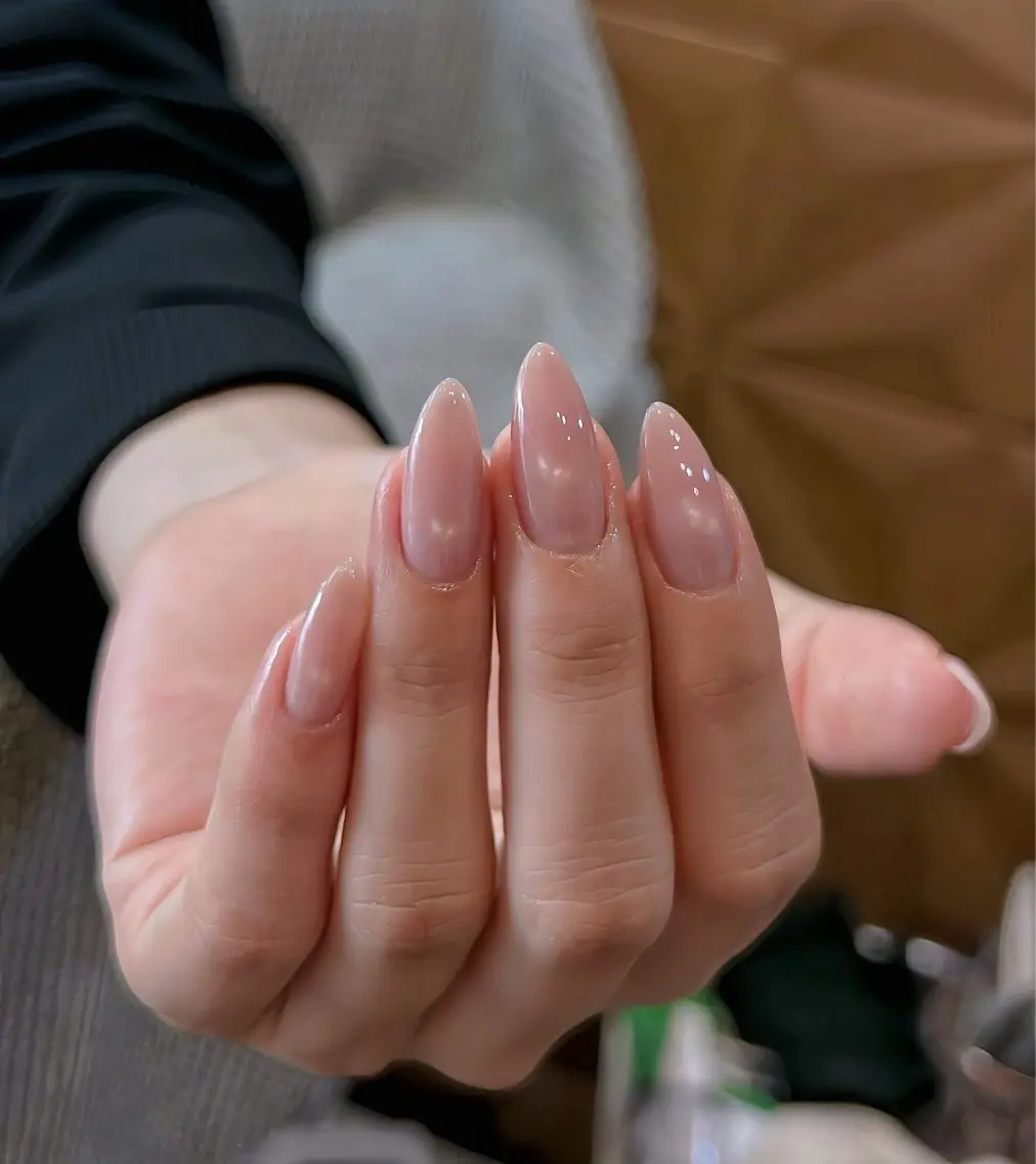 ネイル チークネイル ドット フットネイル フレンチネイル グラデーション ハンドネイル フットネイル HANA 川越東口ネイルサロンのネイルデザイン