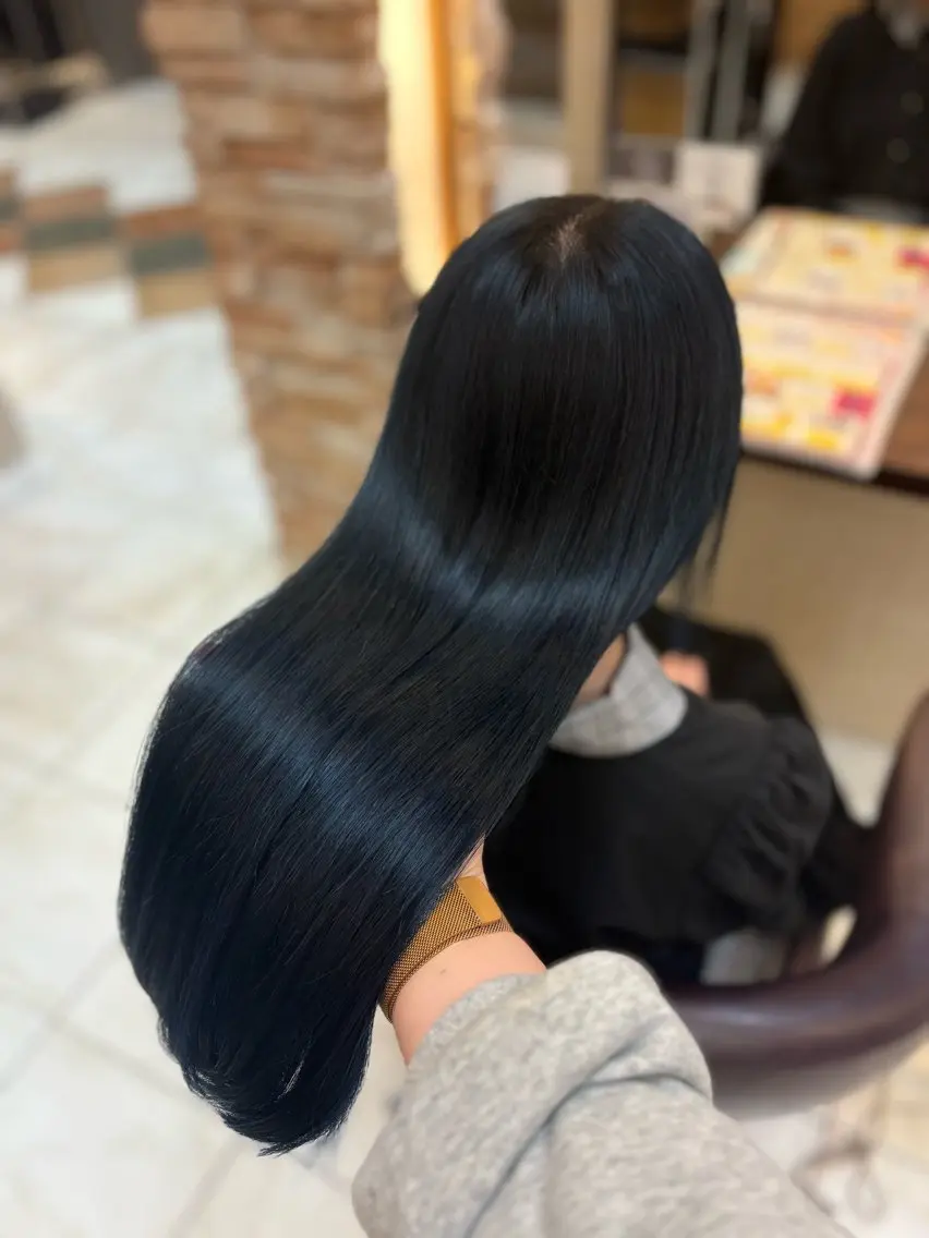 ロング カラー ヘアカラー トリートメント 🎀透明感カラー 🎀ナズナのヘアスタイル