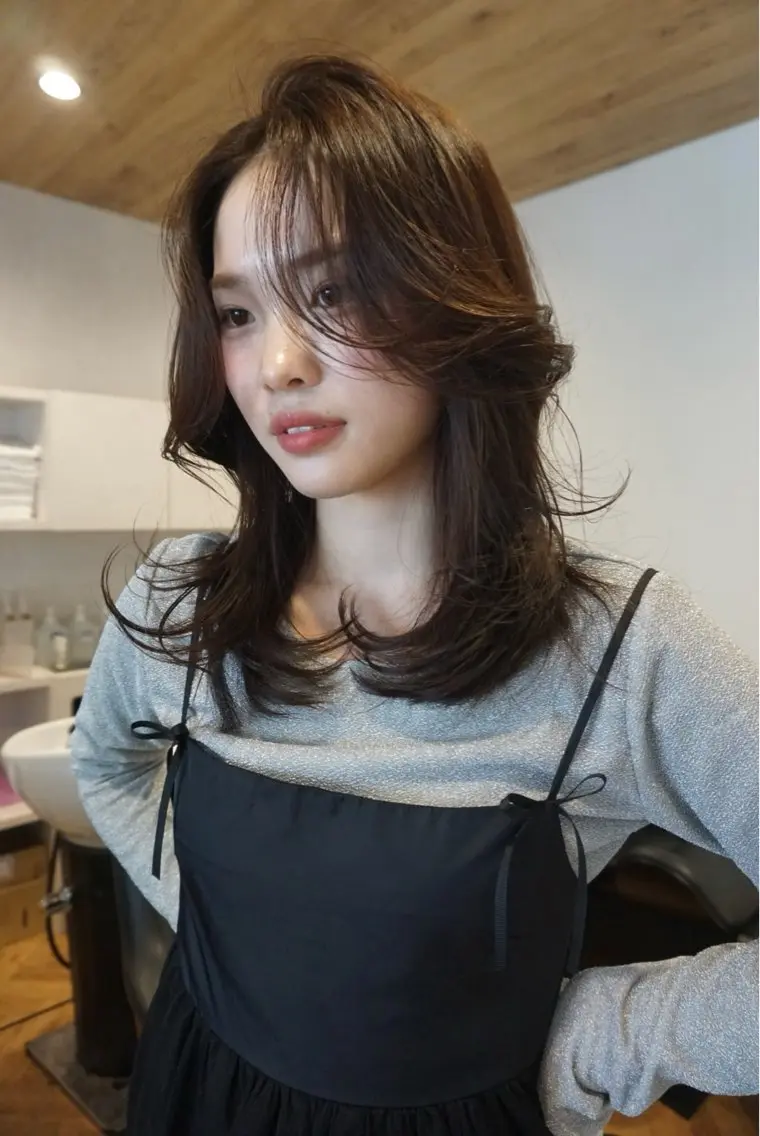 セミロング カラー ブラウンカラー ダークブラウン トリートメント カット ヘアカラー トリートメント 名古屋ダブルカラー DEAN石川理子のヘアスタイル
