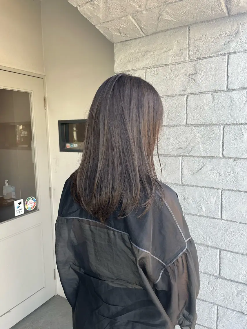 セミロング カラー 髪質改善 レイヤーカット 地毛風矯正✨×髪質 改善⭐️NOJIのヘアスタイル