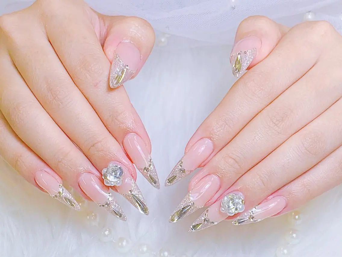 ネイル チークネイル 長さ出し フラッシュネイル フレンチネイル グラデーション ハンドネイル AN NAIL 高田馬場のネイルデザイン