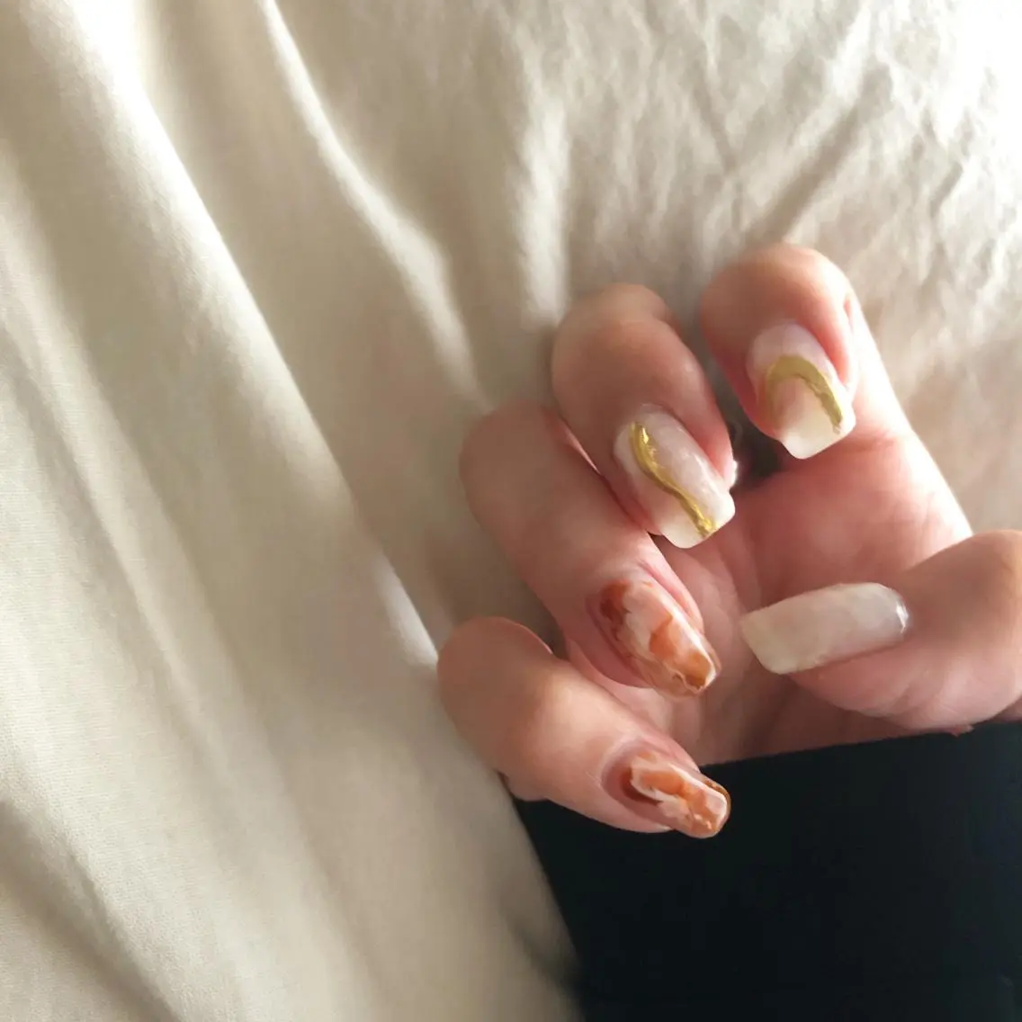 ネイル ハンドネイル フットネイル kiii.__ ✴︎*のネイルデザイン