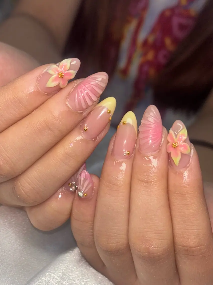 ネイル ハンドネイル Bitty💟 Marinのネイルデザイン