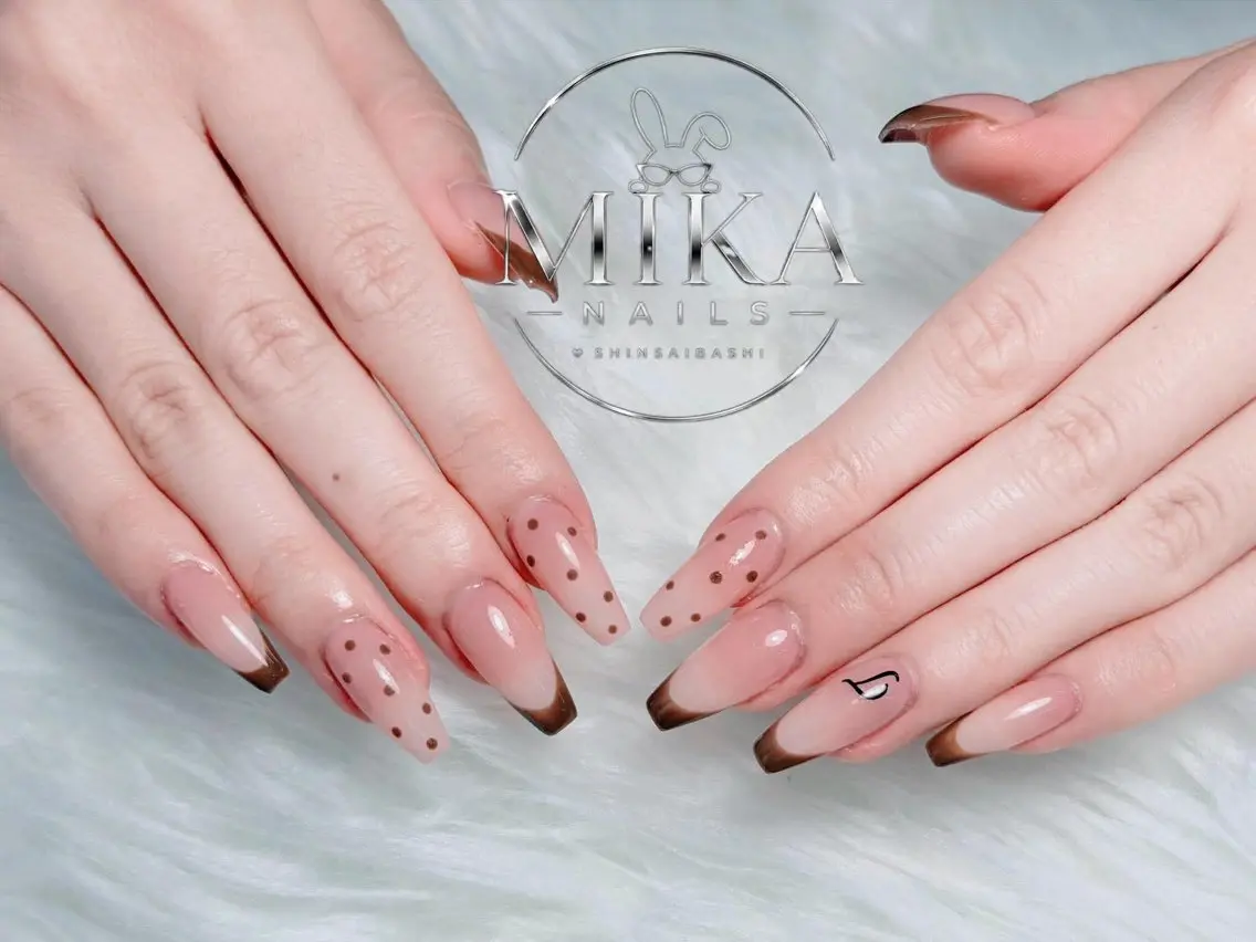 ネイル ガーリー キラキラネイル 韓国ネイル ロングネイル シンプルネイル ハンドネイル 🦊Genie🦊 Mika Nailsのネイルデザイン