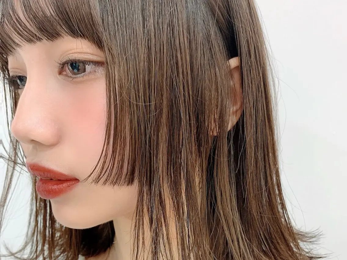 セミロング カラー ヘアアレンジ セミロングパーマ ブリーチ ケアブリーチ ダブルカラー ハイライトカラー カット ヘアカラー lani ブリーチ /ダブルカラーのヘアスタイル