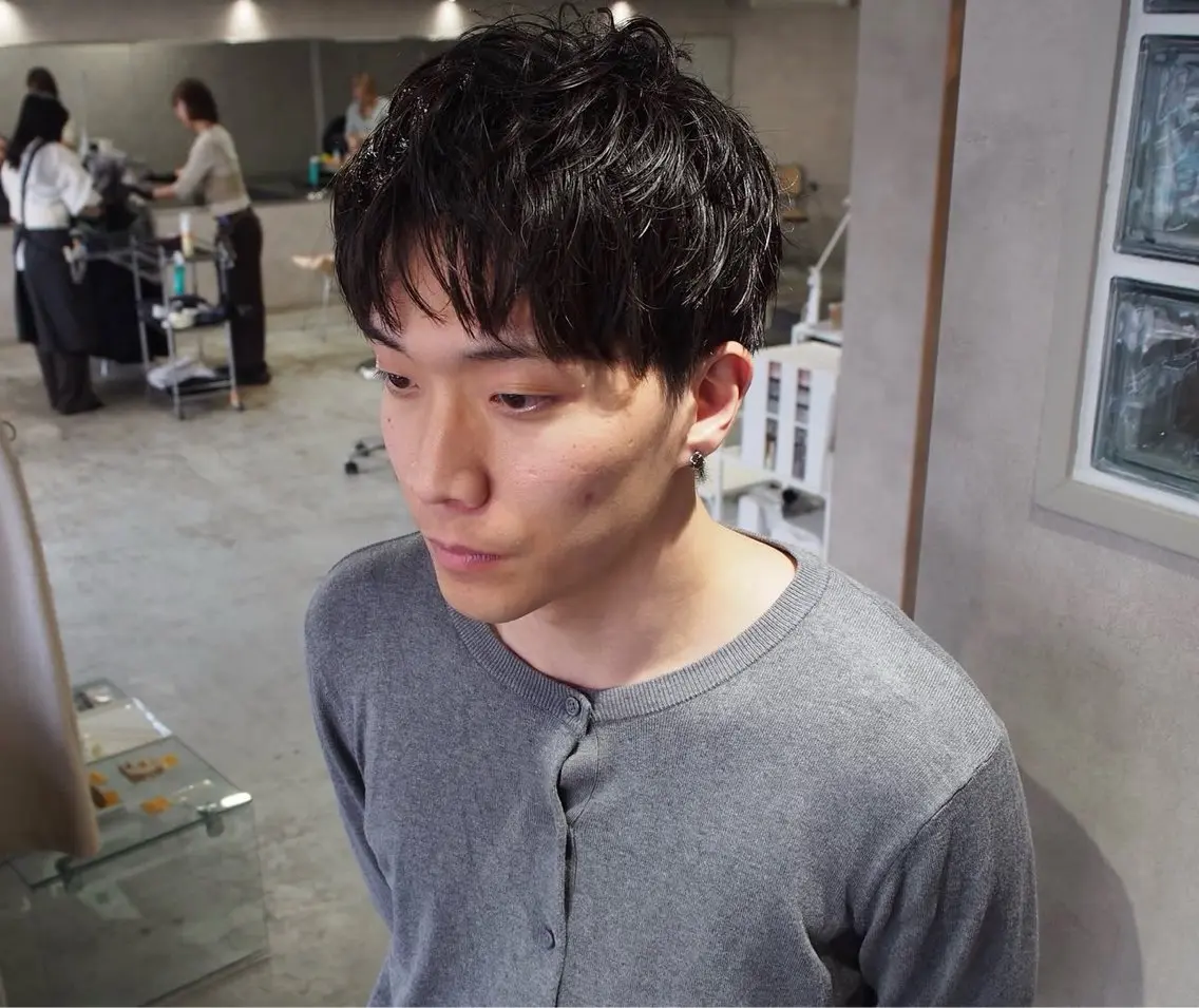 ショート メンズ 鶴巻 智樹のヘアスタイル