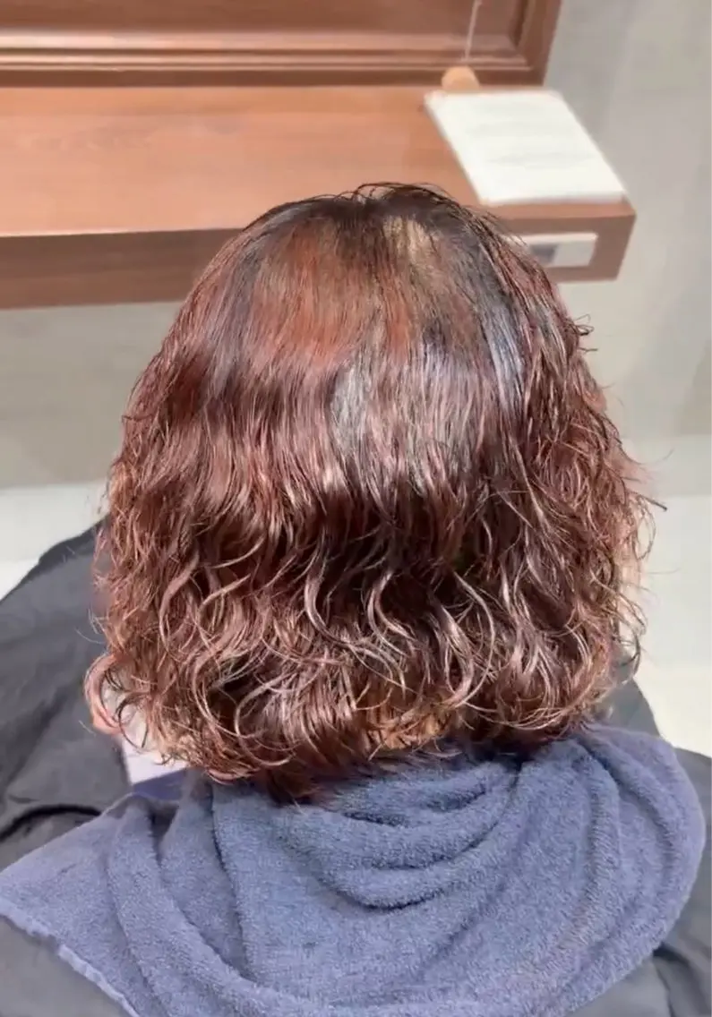 ショート 縮毛矯正 佐々木 楓華のヘアスタイル