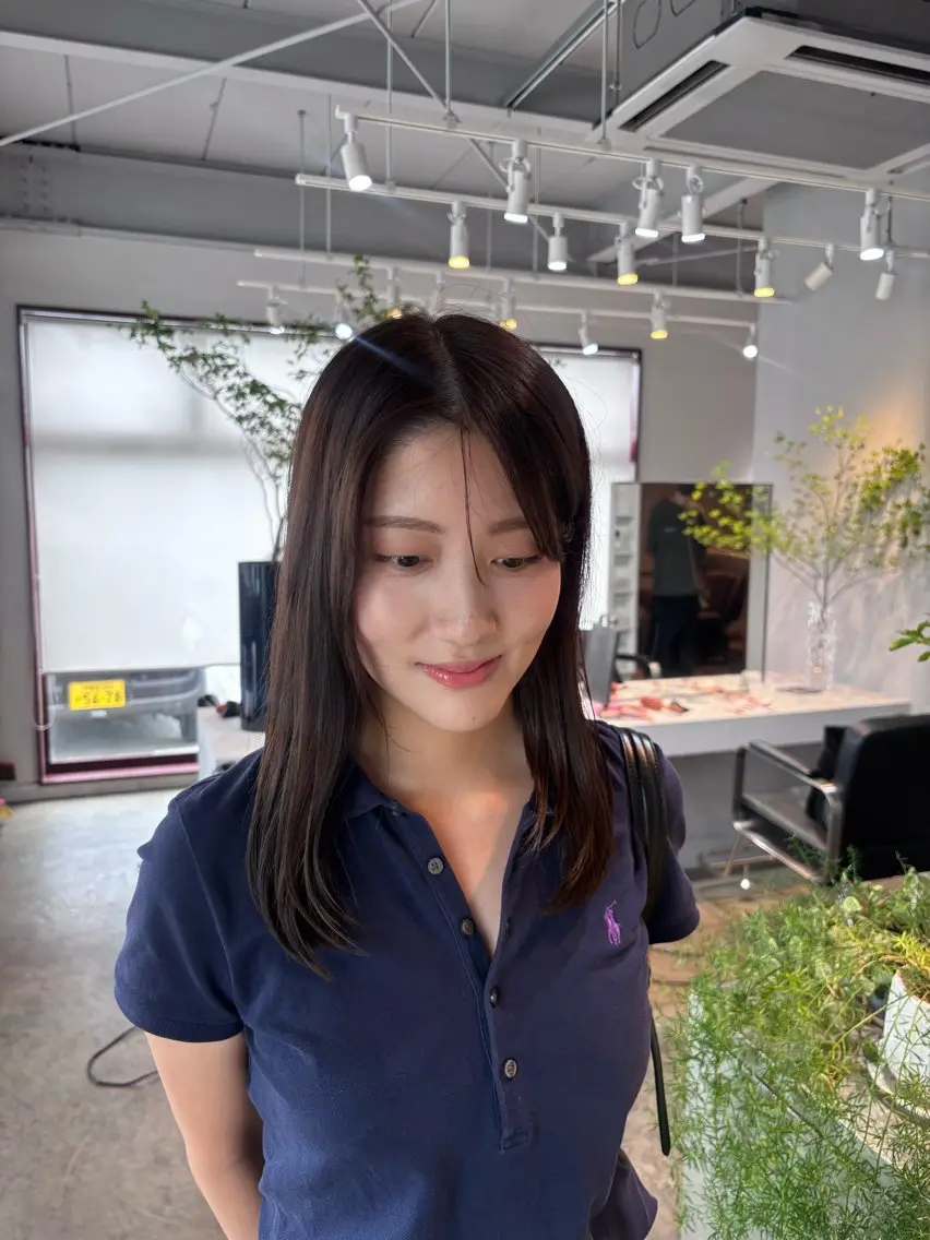 セミロング チョコレートブラウン カット ヘアカラー トリートメント ྀི akane   ྀིのヘアスタイル