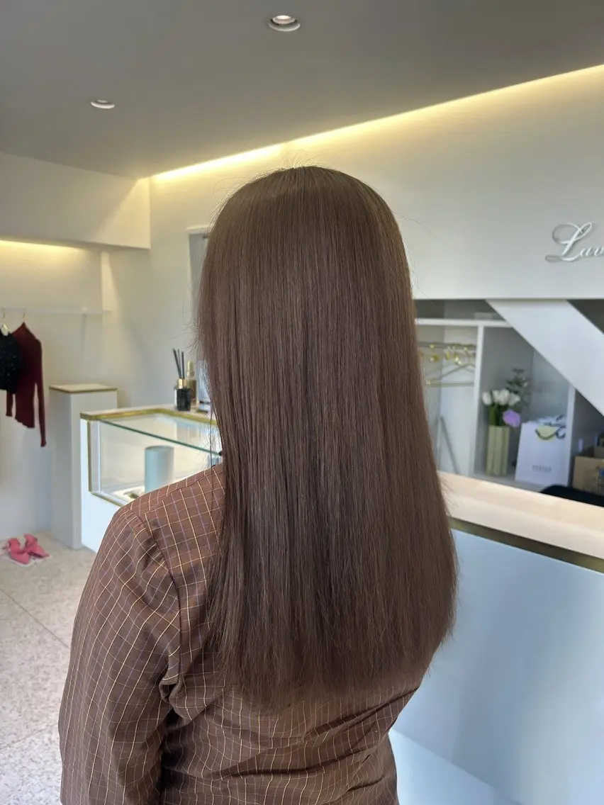 カラー ブラウンカラー Lavie moon airiのヘアスタイル