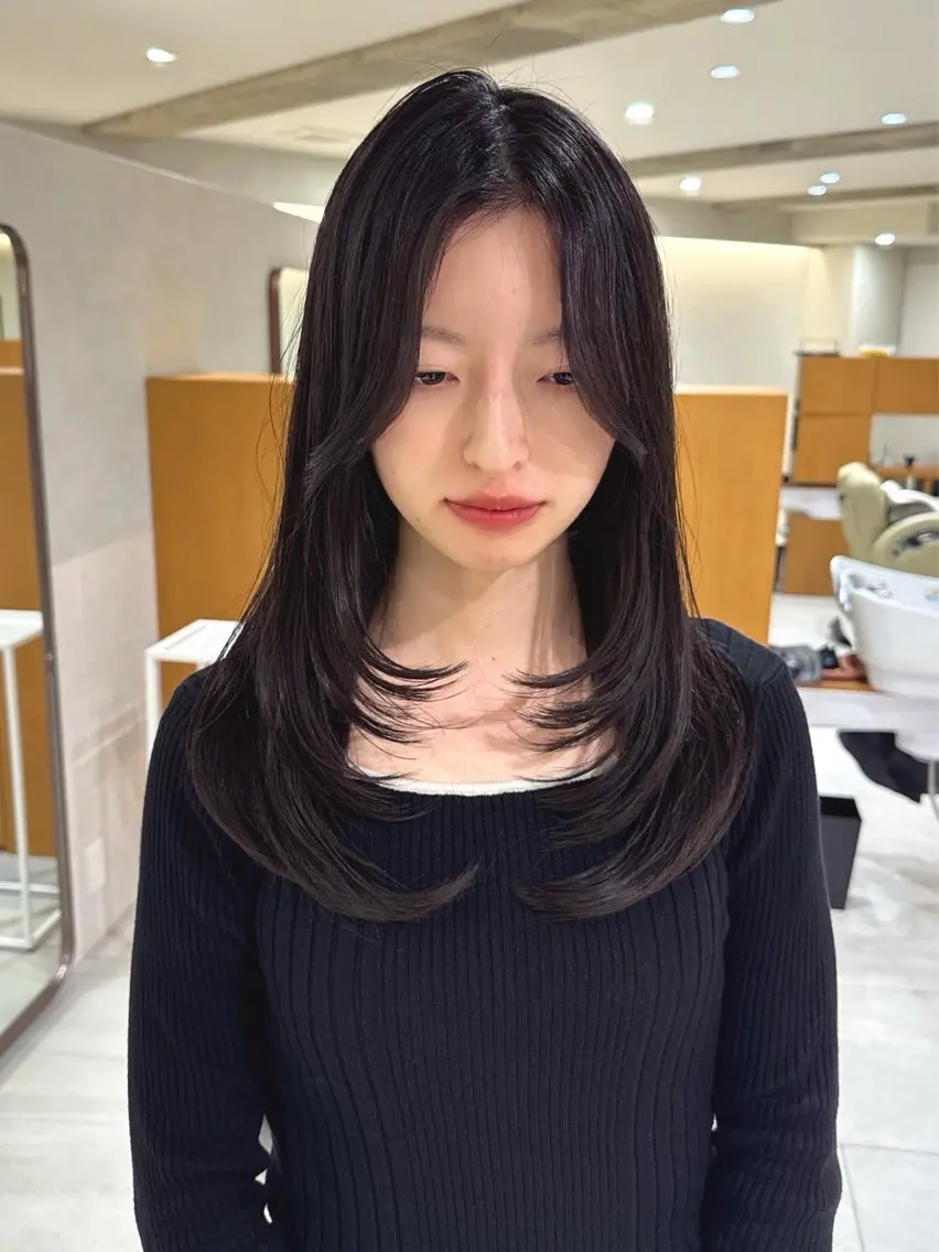 セミロング ヘアカラー トリートメント MISATO THIRD SHOPのヘアスタイル
