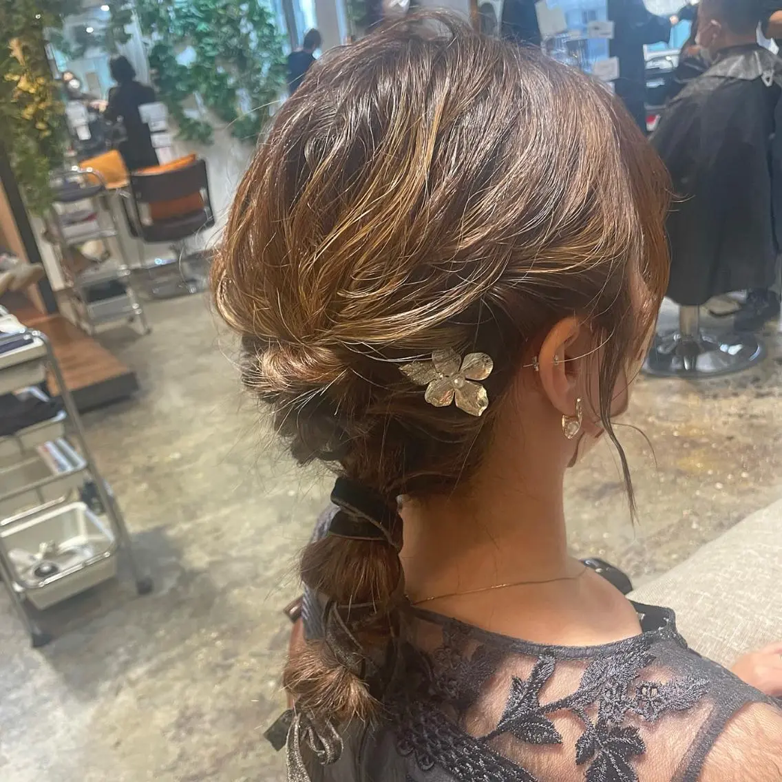 セミロング ヘアアレンジ 結婚式・ブライダル 🇰🇷韓国ｽﾀｲﾙ ﾚｲﾔｰ/ayanaのヘアスタイル
