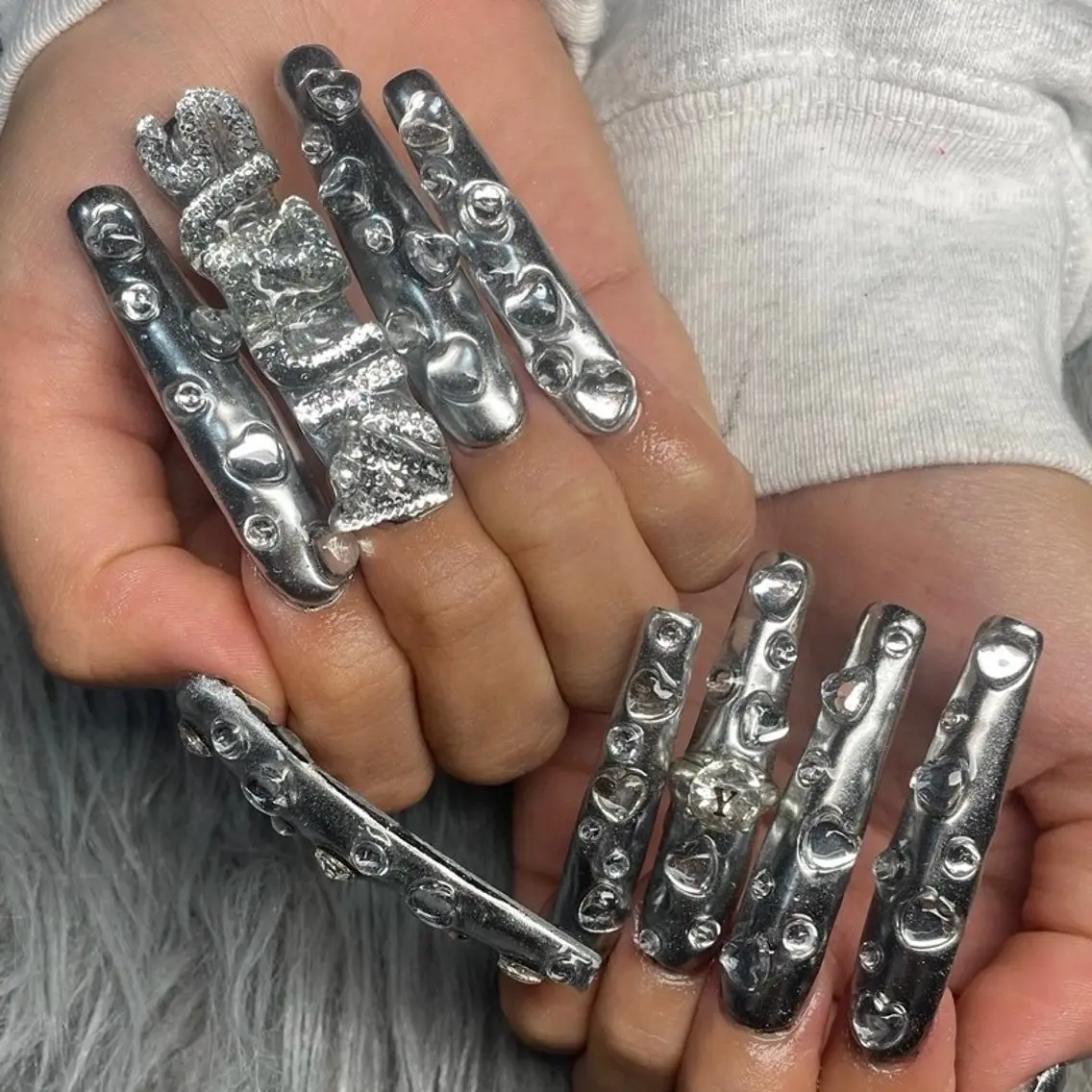 超スーパースペシャルロングネイル🪽🩶🩷(オフなし)の写真