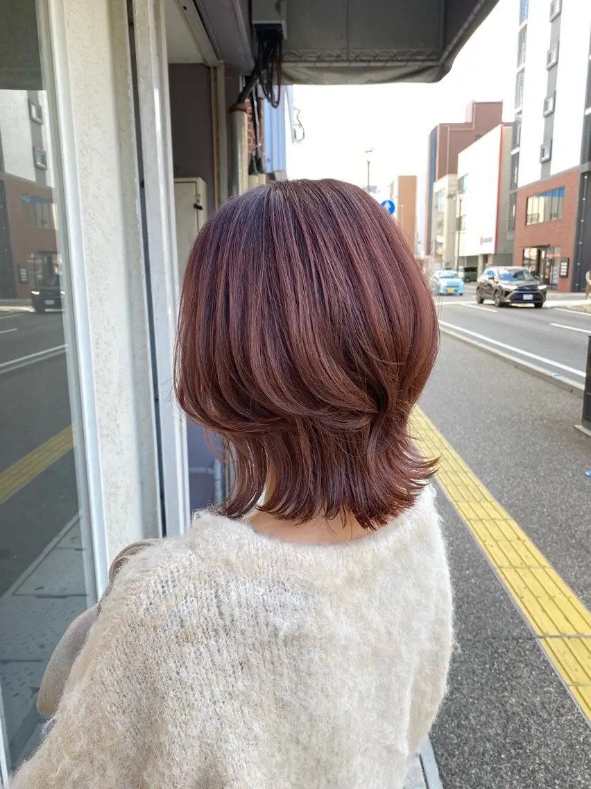 ショート カラー 丸(マル) ／ショートボブのヘアスタイル