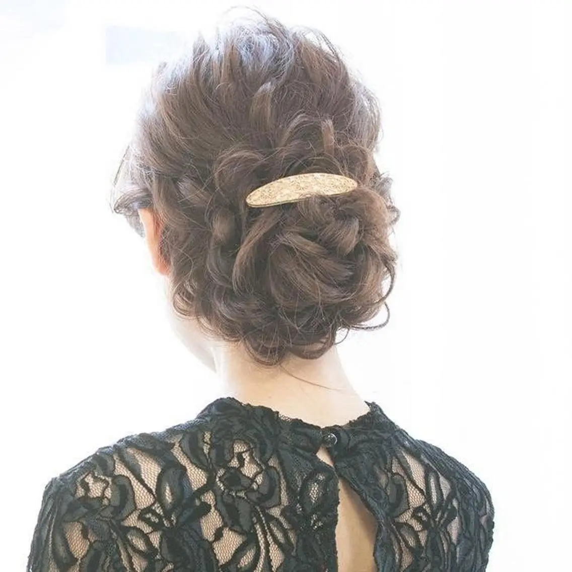 ロング 宇賀治 智のヘアスタイル