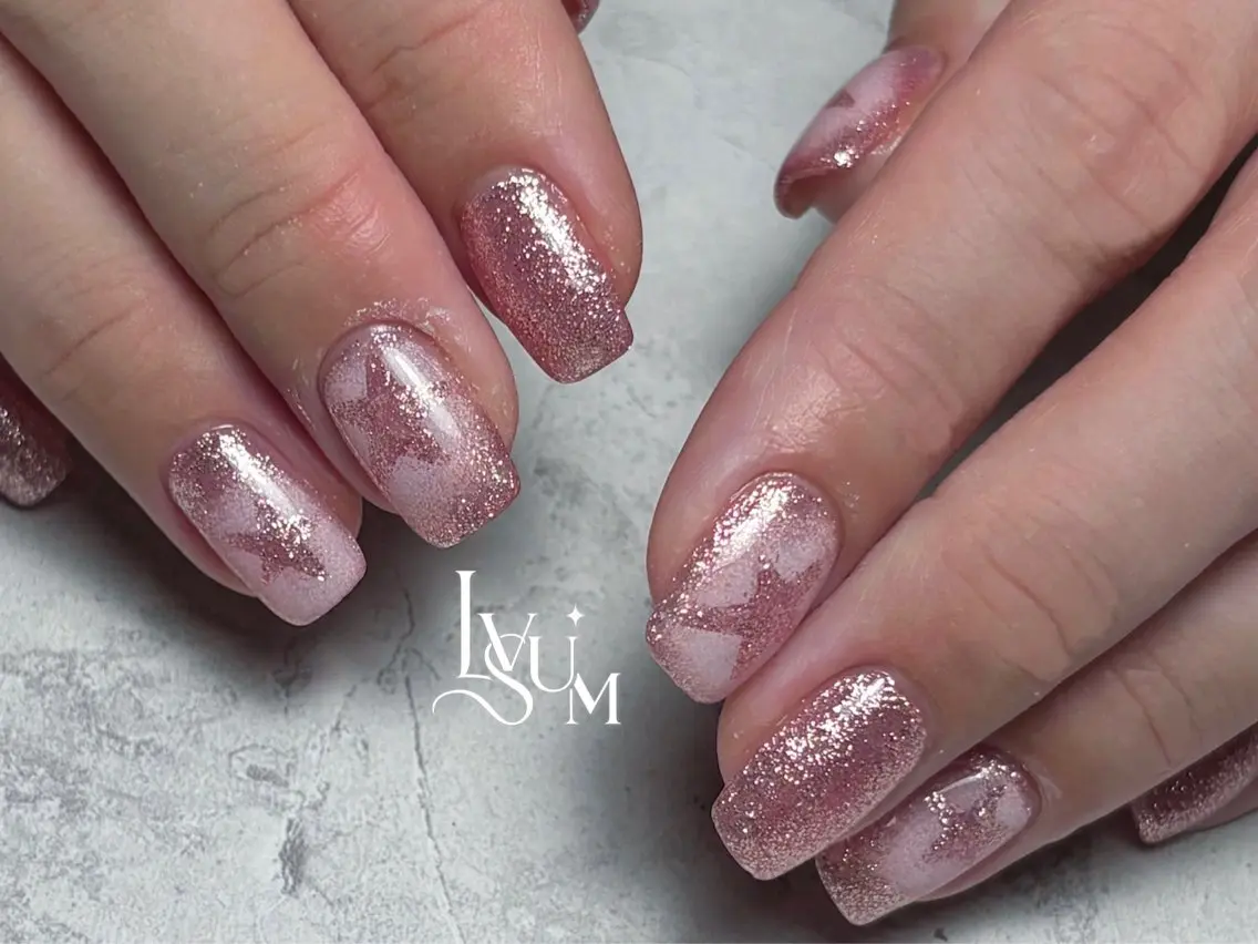 ネイル ラメ(グリッター) ショートネイル ハンドネイル lvsum nailのネイルデザイン