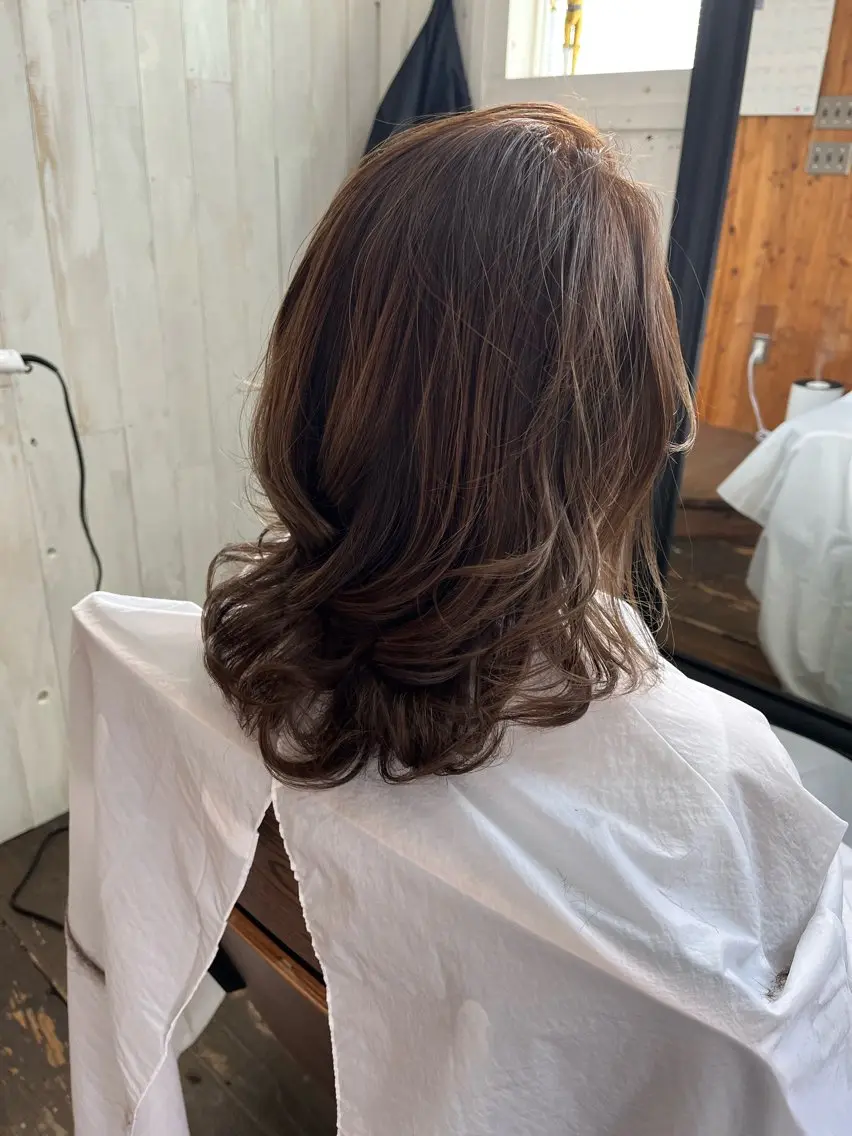 セミロング 紙屋 隼人のヘアスタイル