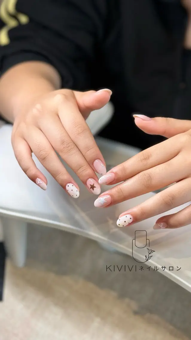 ネイル ハンドネイル Kivivi ネイルサ口ンのネイルデザイン