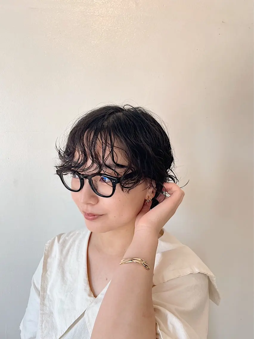 ショート パーマ ショートヘア カット パーマ h a k u 大倉 卓人のヘアスタイル