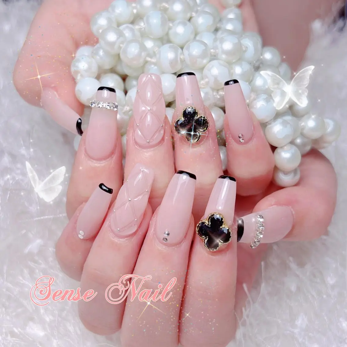ネイル ハンドネイル ハンドケア ナユキNA.YUKI 新宿店のネイルデザイン