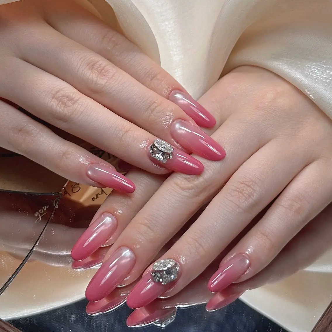 ネイル ハンドネイル ハンドケア sunnynail 小桃のネイルデザイン