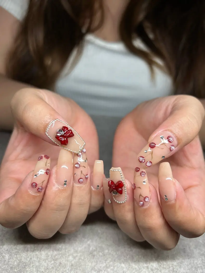 ネイル elu :nail&eyeのネイルデザイン