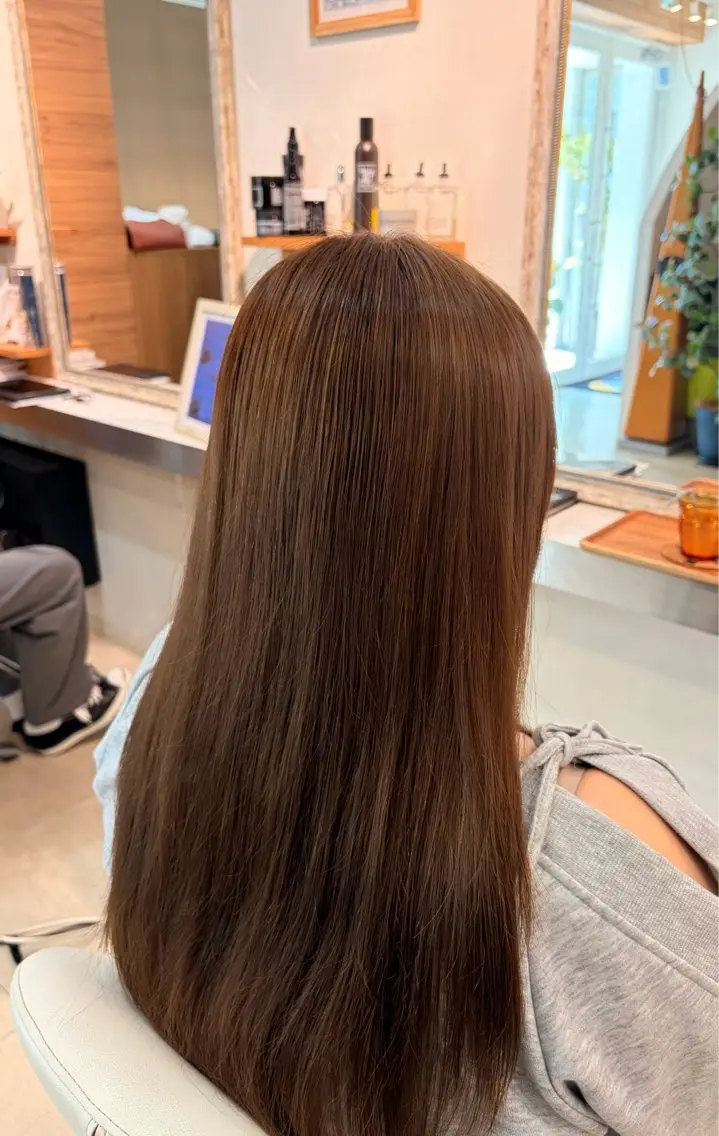 ロング カラー ブリーチ ヘアカラー 井口 陽菜のヘアスタイル