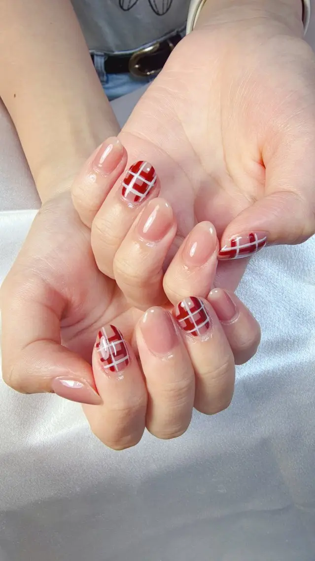 ネイル オーロラネイル チークネイル 長さ出し フットネイル フレンチネイル ハンドネイル Miss Nailのネイルデザイン