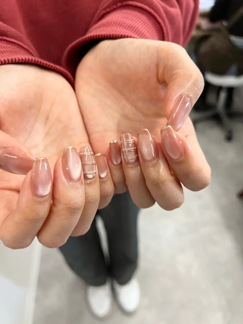 ネイル フレンチネイル ジェルネイル マグネットネイル ニュアンスネイル パラジェル ハンドネイル ハンドケア Bana_ Nailのネイルデザイン