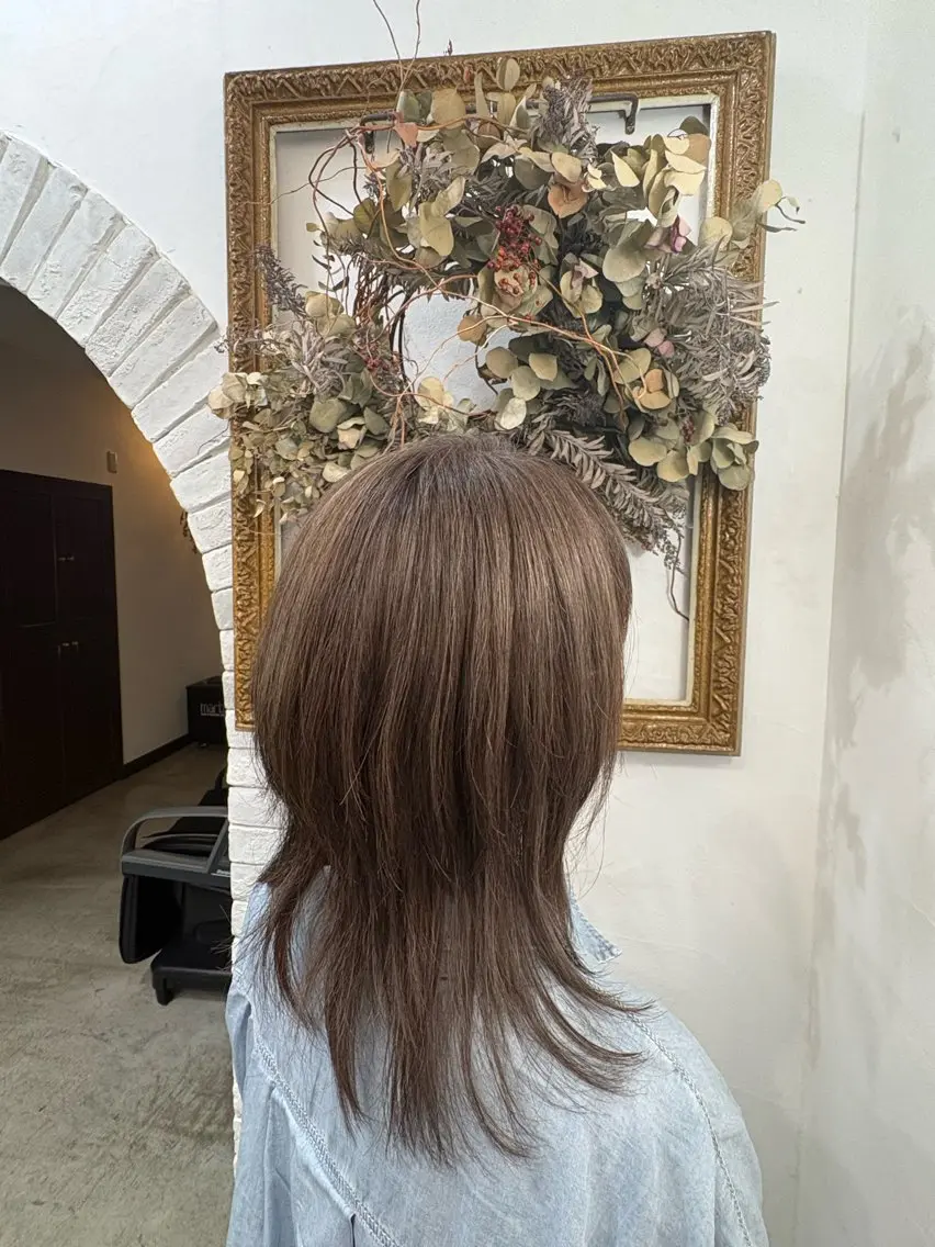 セミロング カット ヘアカラー ラカットゾーン 田中李奈のヘアスタイル