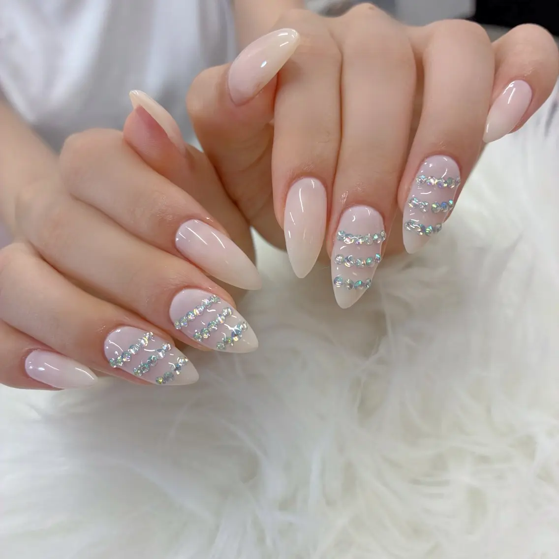 ネイル ハンドネイル ハンドケア DuLi Blinkのネイルデザイン