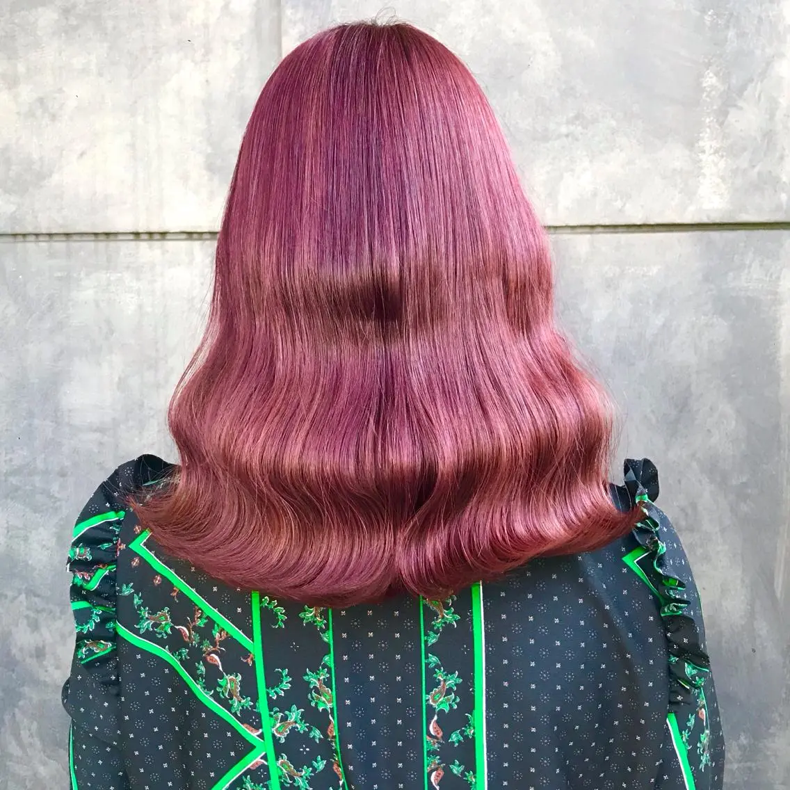 セミロング カラー ブリーチ ラベンダーカラー ピンクカラー ピンクラベンダー タンバルモリ K-POP好き美容師 🇰🇷Kai.Yのヘアスタイル