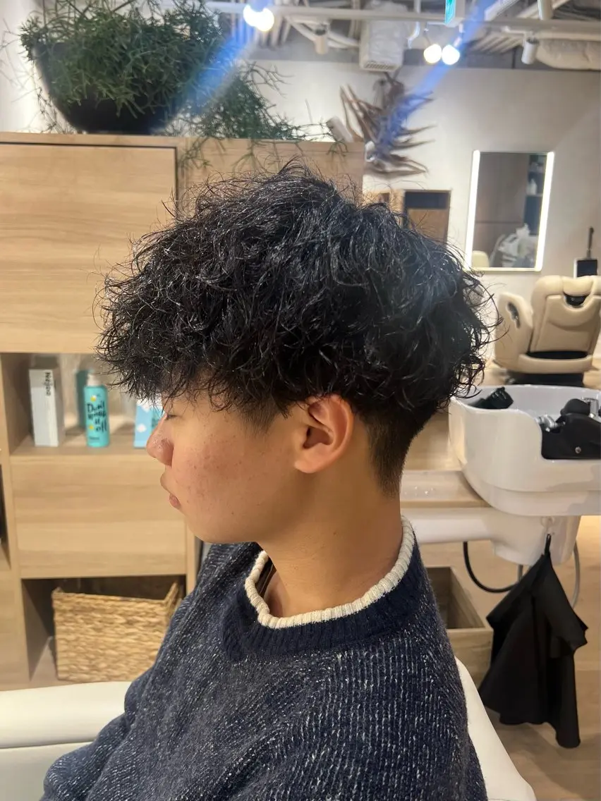 ショート パーマ メンズ カット パーマ 梅田茶屋町メンズ 専門美容師 山元一平のヘアスタイル